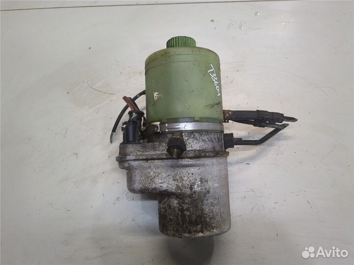 Насос усилителя руля Skoda Fabia, 2002