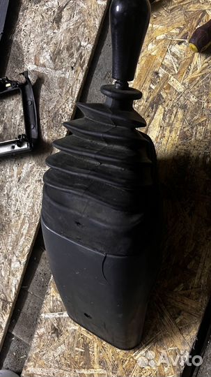 Кожух переключение кпп nissan atlas