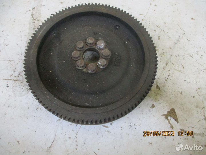 Маховик 1,6 ркпп робот Тойота Королла E-150