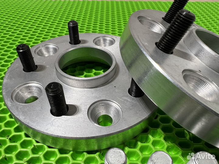 Проставки переходные 5х120 на 5x114,3 BMW 20 мм