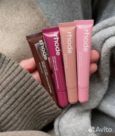 Блеск для губ rhode