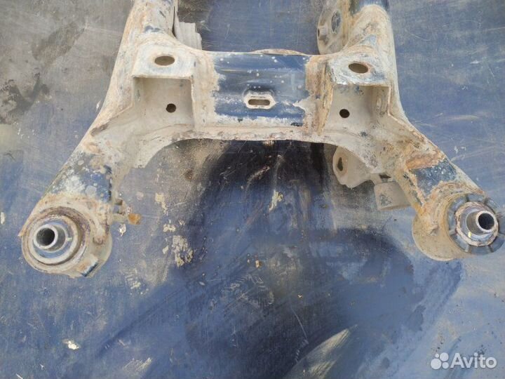 Балка задняя задняя Suzuki Grand Vitara кроссовер