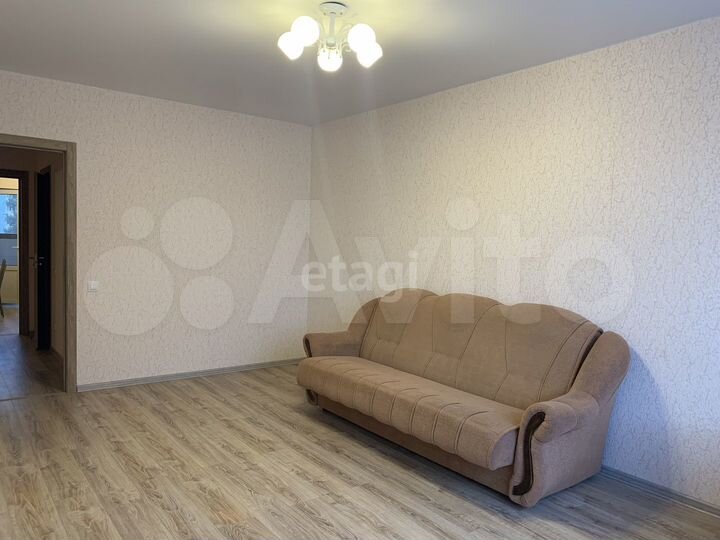 2-к. квартира, 60,2 м², 3/17 эт.