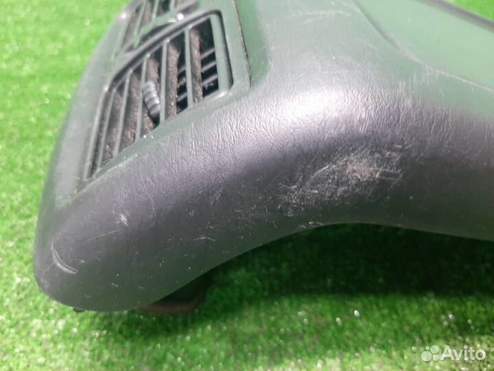 Подлокотник Lexus RX300 (MCU15) 2002