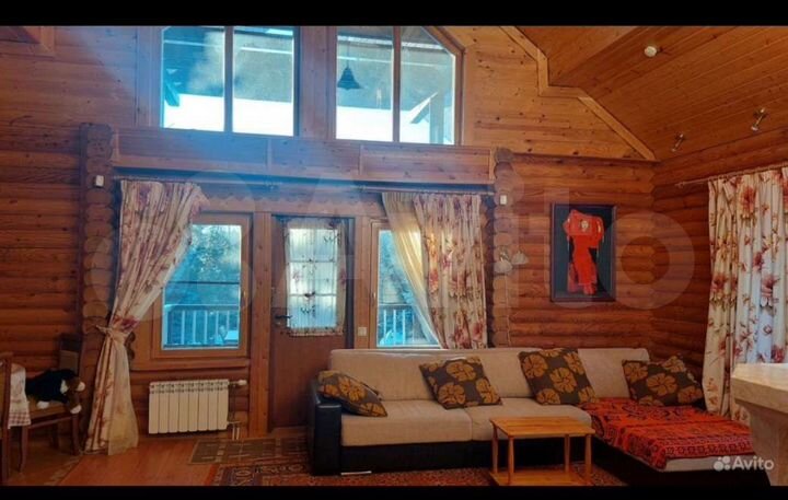 Коттедж 175 м² на участке 80 сот.