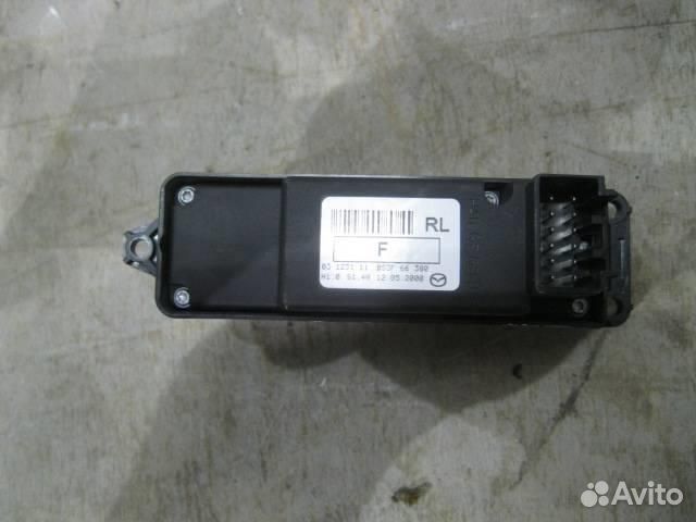 Кнопка стеклоподъемника задней левой двери от Maz