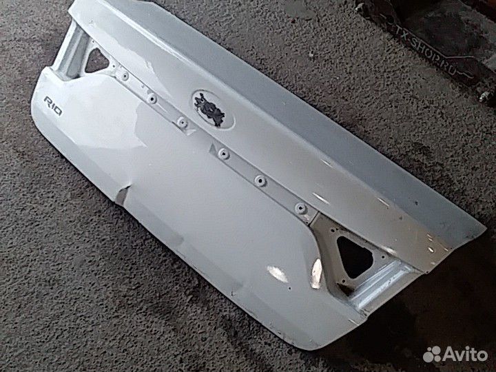 Крышка багажника KIA Rio с 2017