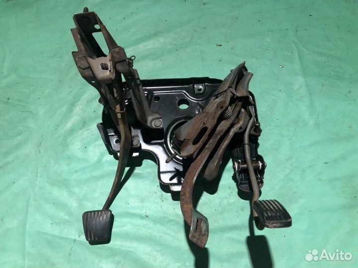 Педальный узел Opel Kadett E