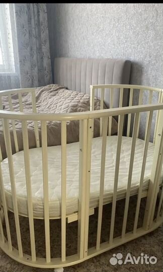 Детская кроватка с маятником круглая и овальная