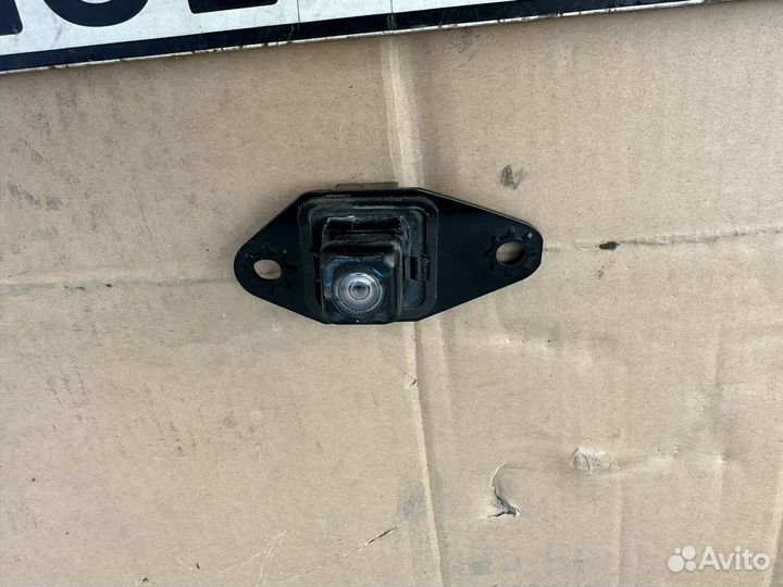 Камера заднего вида Toyota Camry V50