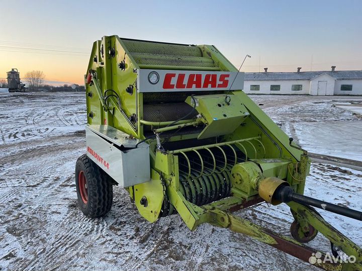 Пресс-подборщик Claas Rollant 44, 1993