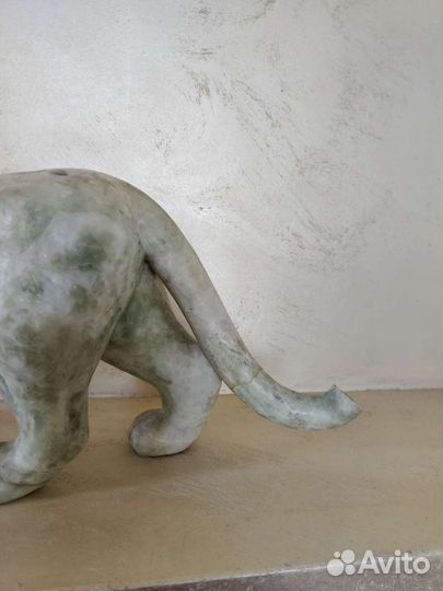 Статуэтка из нефрита пантера