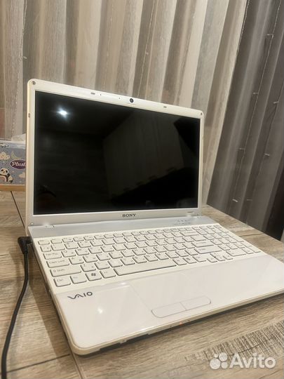 Ноутбук sony vaio vpceb4E1R