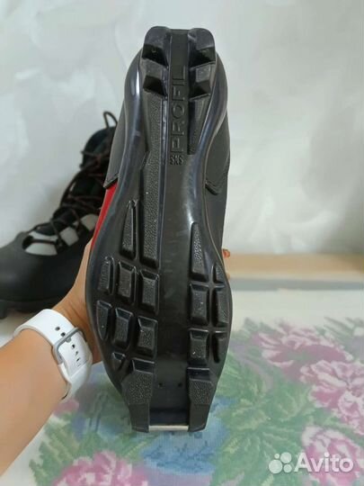 Лыжные ботинки salomon escape S