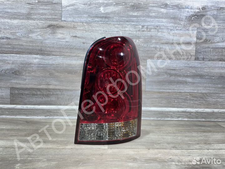 Фонарь левый правый SsangYong Rexton 1 (2001-2008)