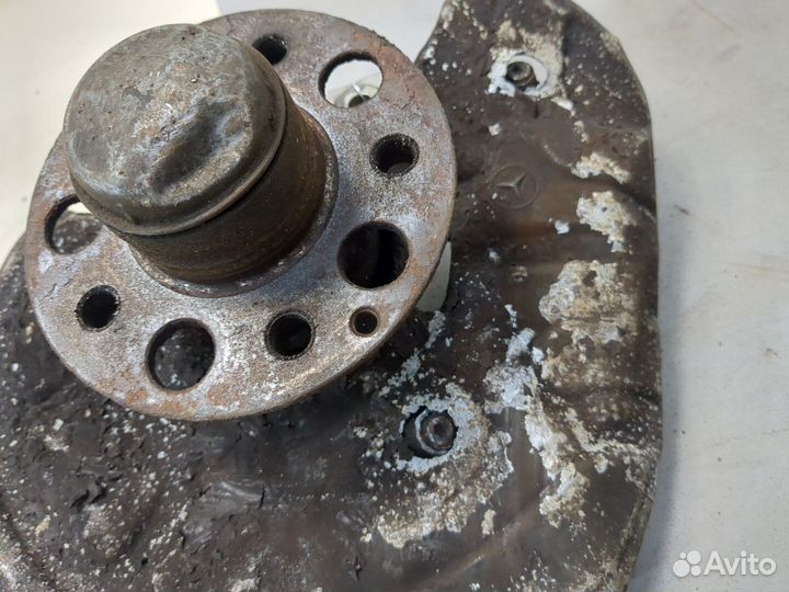 Ступица (кулак, цапфа) Mercedes E W211, 2008