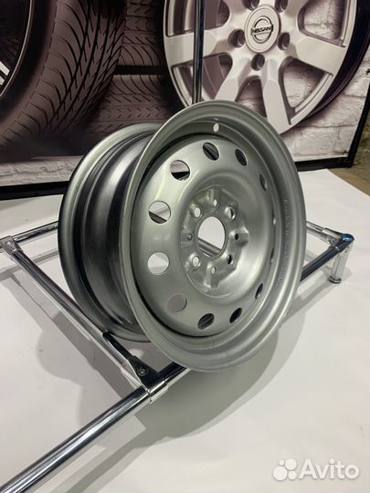 Штампованные диски R14 тзск ваз-2110 серебро