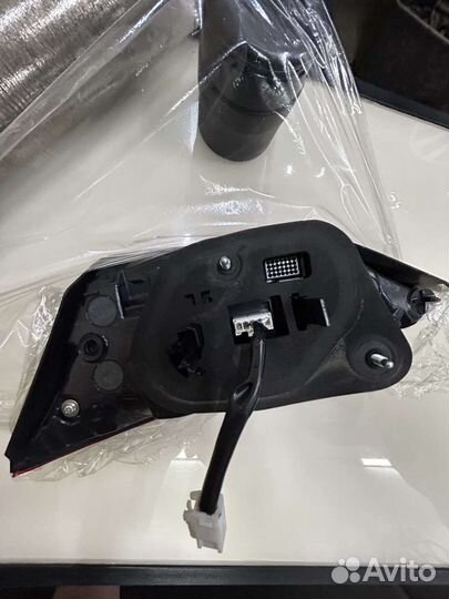 Фонарь задний левый toyota camry 70