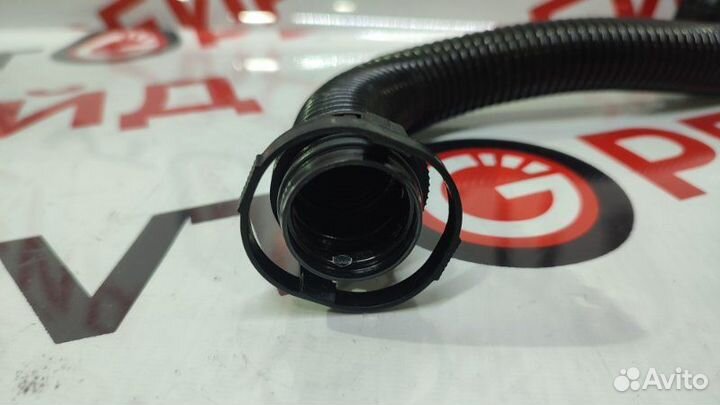 Патрубок системы продувки катализатора Audi Q7 4L