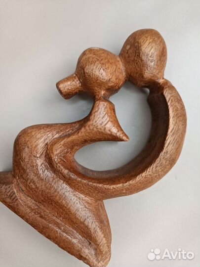 Статуэтка фигурка влюбленные поцелуй абстракция