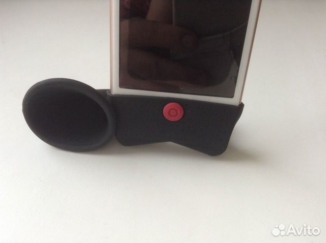 Усилитель звука смартфона