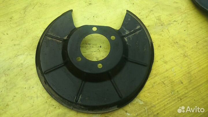 Пыльник тормозного диска задний правый Ford Mondeo