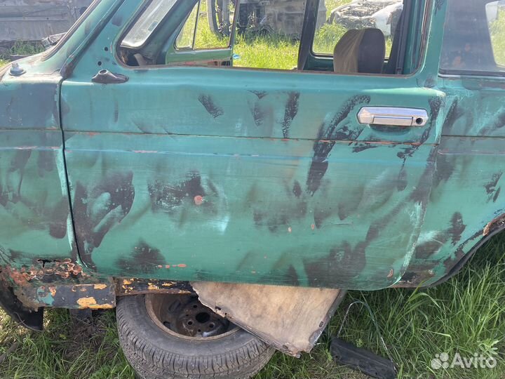 Дверь левая на LADA Niva 2121