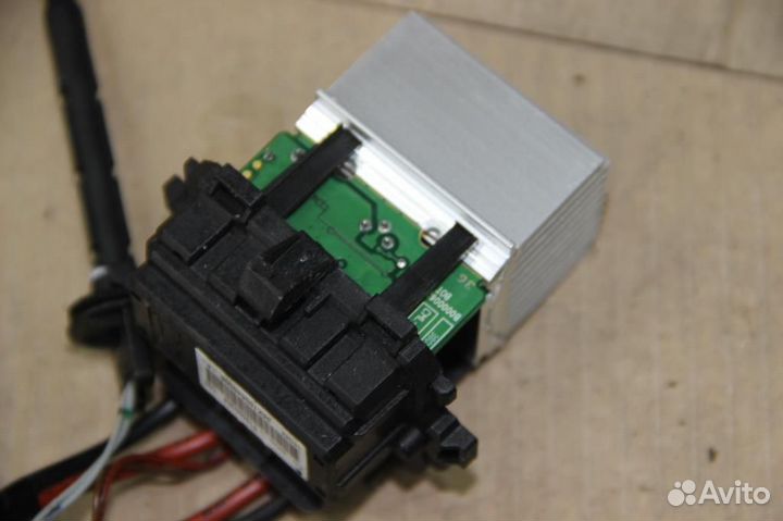 Реостат печки Peugeot 207