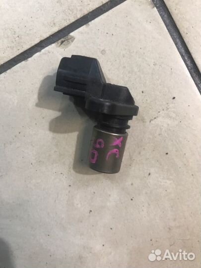 Датчик положения коленвала Volvo XC90