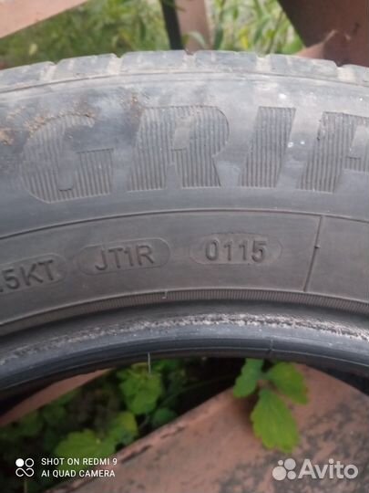 Goodyear EfficientGrip SUV 4x4 215/60 R17 96