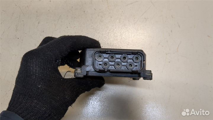 Блок клапанов Skoda Octavia (A5), 2004