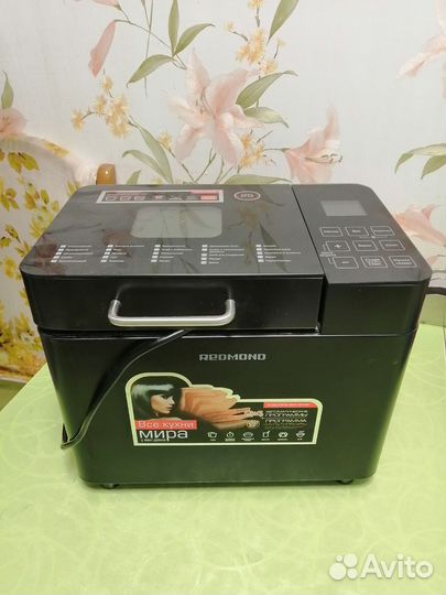 Хлебопечка Redmond rmd-1909