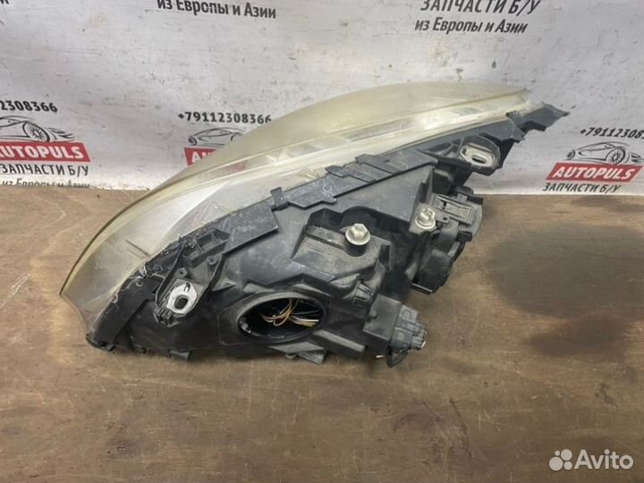 Фара ксенон передняя правая Mercedes B-Class W245