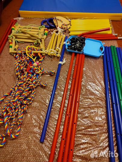 Детский спортивный комплекс с горкой