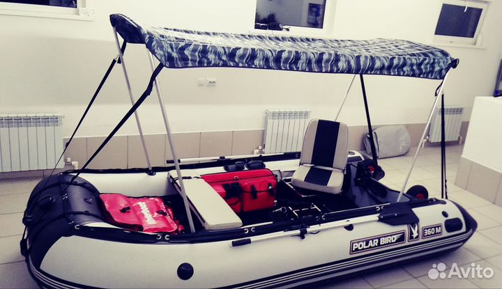 Лодка с мотором,прицепом,эхолотом,креслом, сумками