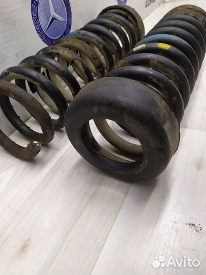 Пружина задняя Mercedes W124