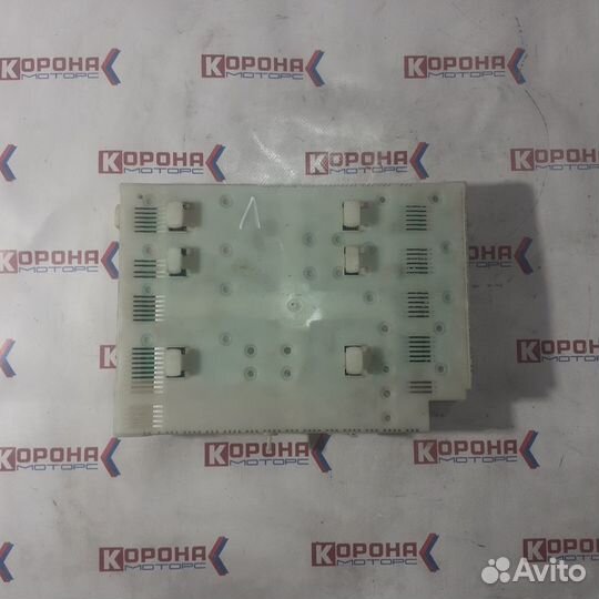 Блок предохранителей 31412971 volvo S80