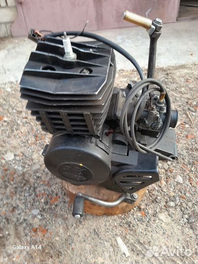 Двигатель мопеда зид Пилот 50