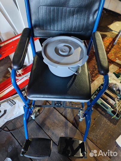Инвалидная коляска ходунки, стул, полка на ванну
