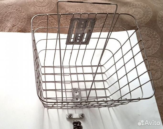 Звонки и запчасти (аксессуары) для велосипеда