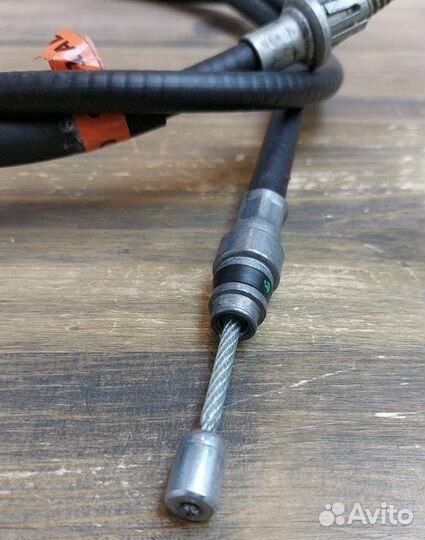 Трос ручника, стояночного тормоза Stratus Siber