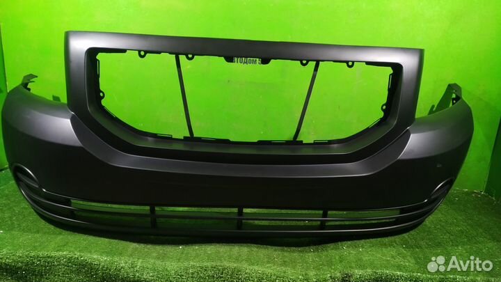 Бампер передний Dodge Caliber без птф