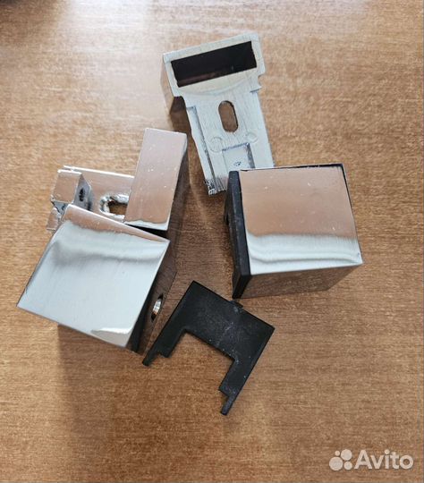 Крепления для полок