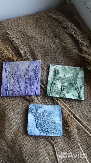 Ботанический барельеф гипс