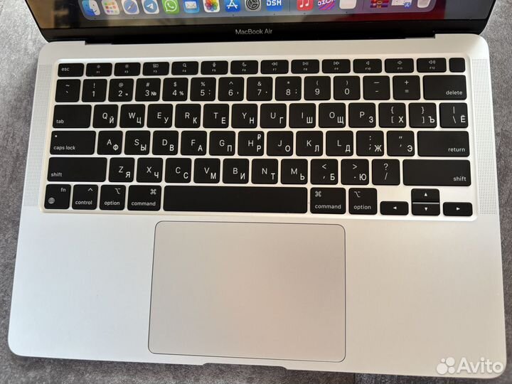 Apple macbook air m1 256 silver