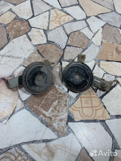 Звуковой сигнал Renault Logan седан 1.6 K4MC697