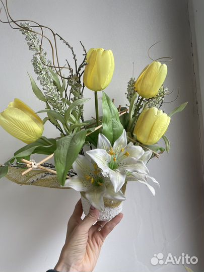 Экибана из искуственных цветов