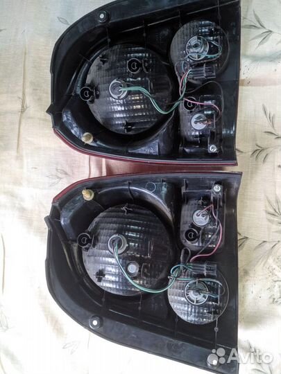 Mitsubishi dion CR6W задняя оптика