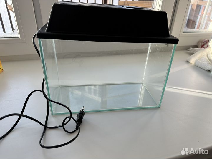 Аквариум с встроенным светом 10л