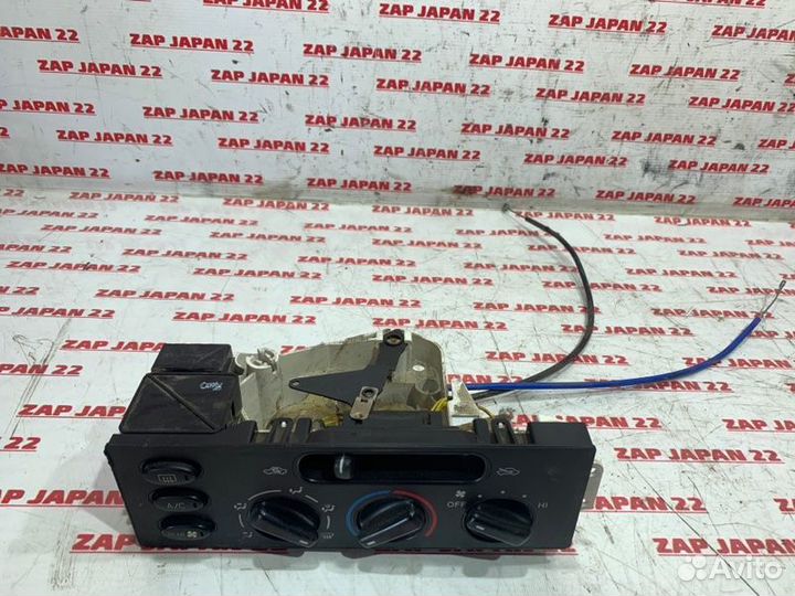 Блок управления климат-контролем Toyota Town Ace